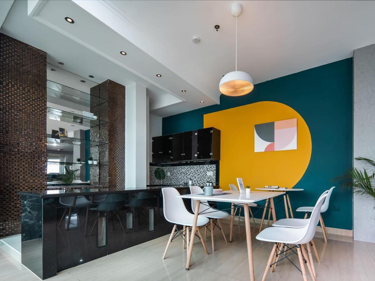 Cove Taman Apart otel Cakarta Dış mekan fotoğraf